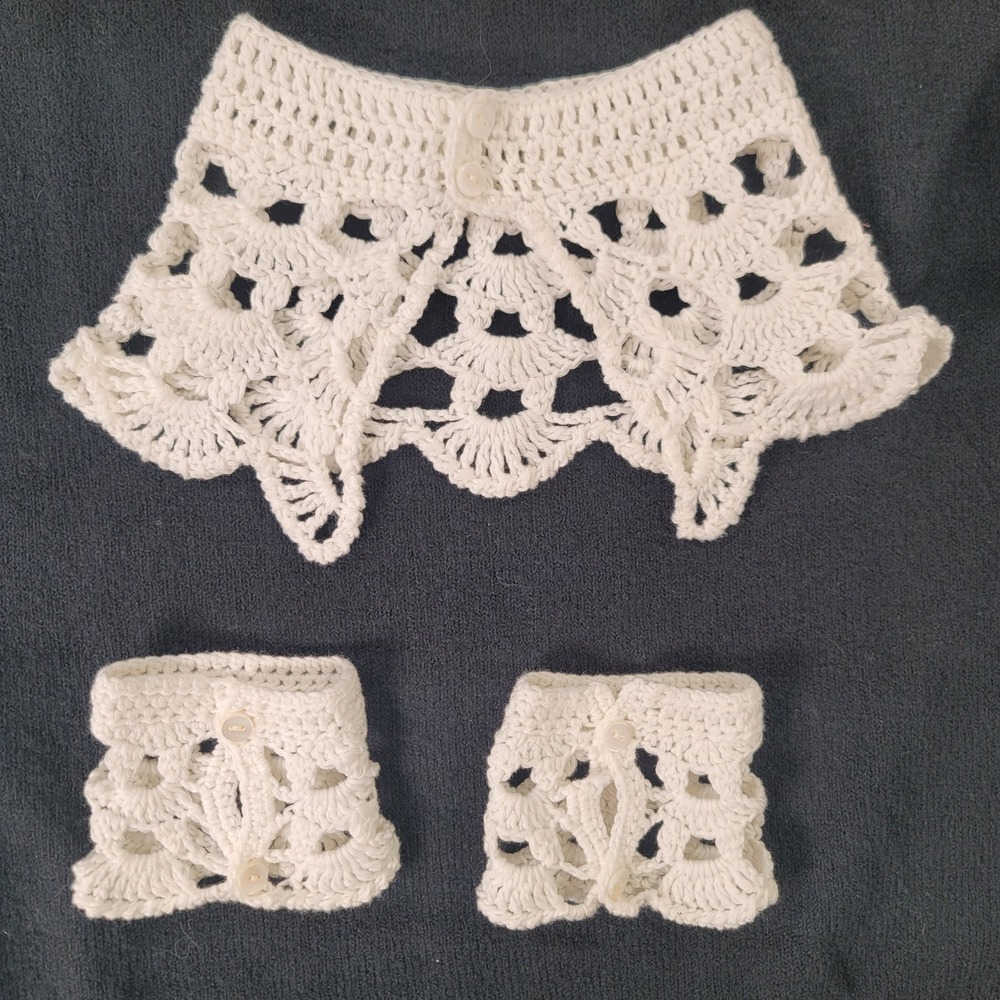 Handmade Crochet Detachable Collar Cuffs Set Cottagecore Dark Academia Sweater - Picture 5 of 10